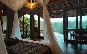 Joglo Organik Guesthouse